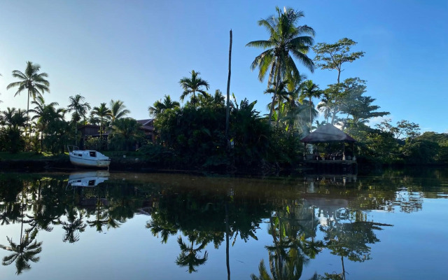 Orchid Island B&B on the River with Pool & Jetty
