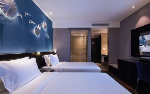 Crystal Jining High tech Zone Wanda Plaza Hotel