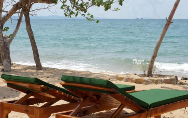 Gold Sand Beach Bungalow