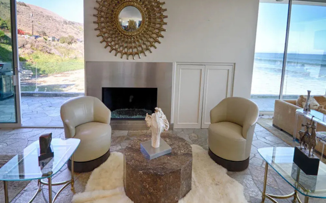 Malibu Panoramic Beach House