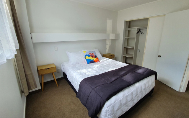 U Studios Paraparaumu – Guest Rooms – Paraparaumu