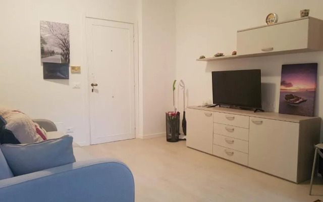 Olivia New Apt with - AC