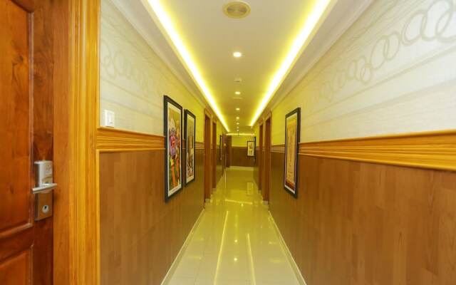 Capital O 14702 Kovilakam Residency