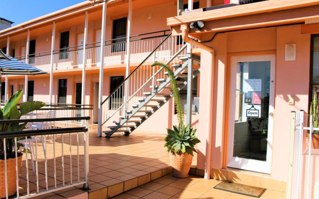Camden Motor Inn