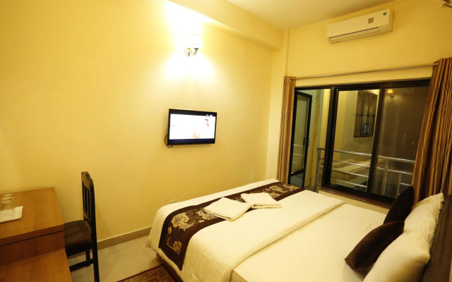 Mahadev Hotel
