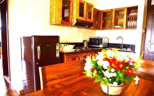 LOTUS Luxury Apartment