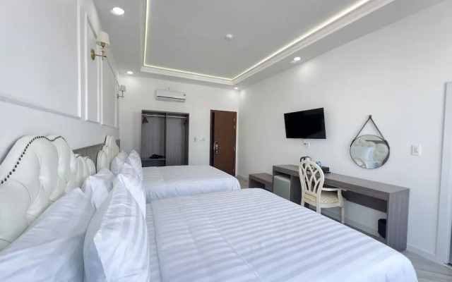 Paris Hotel