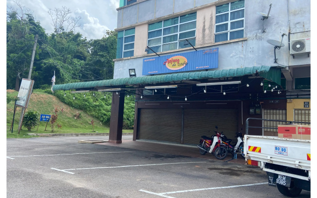 Hotel O De Anjung — 2-star hotel in Muadzam Shah