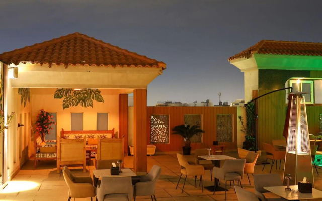 Eliana Hotel