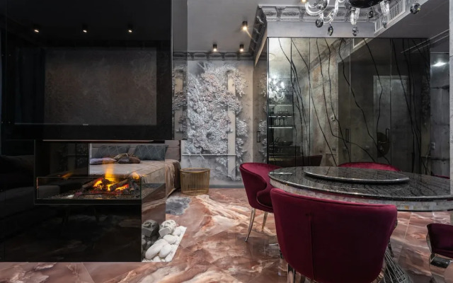 Mr. Grey Boutique Hotel