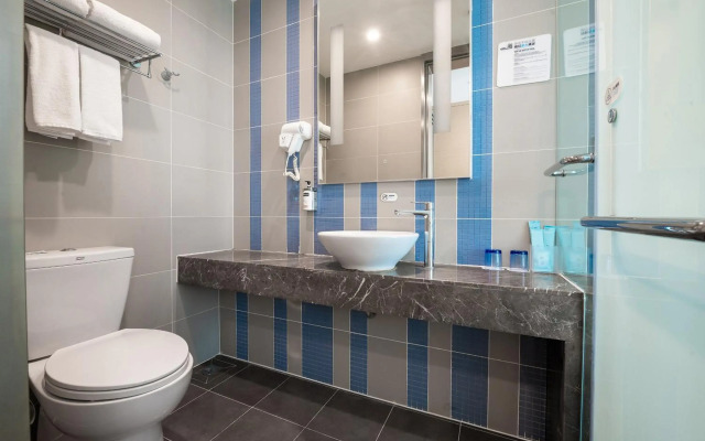 Holiday Inn Express Qingdao West Coast by IHG