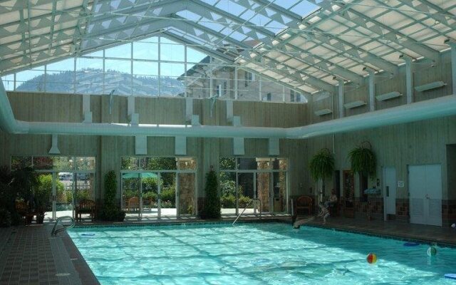 Seven Feathers Casino Resort