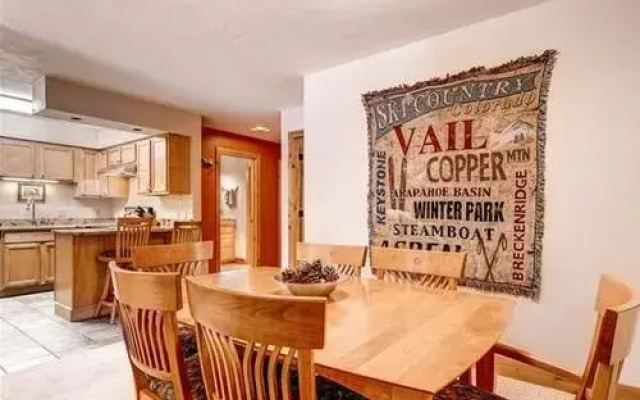 Ski Hill by Pinnacle Lodging
