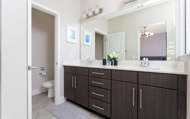 Breathtaking Home Private Hot Tub