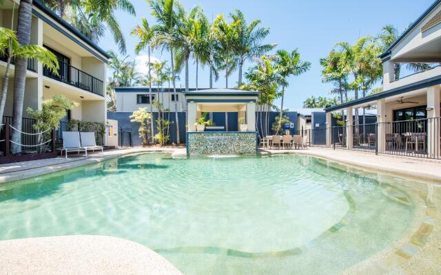 Coral Cay Resort