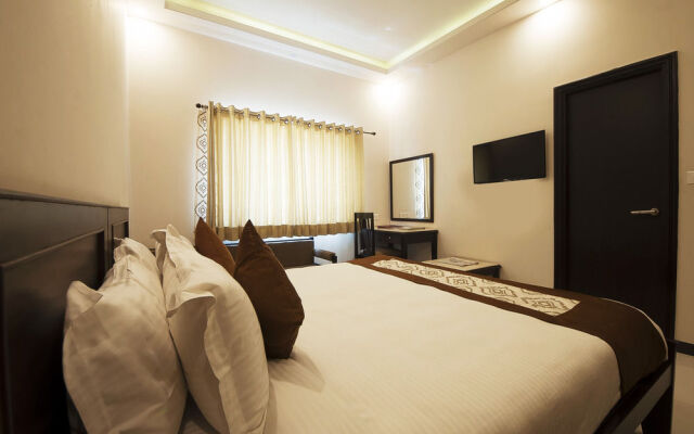 Hotel Presidency Blu Udaipur
