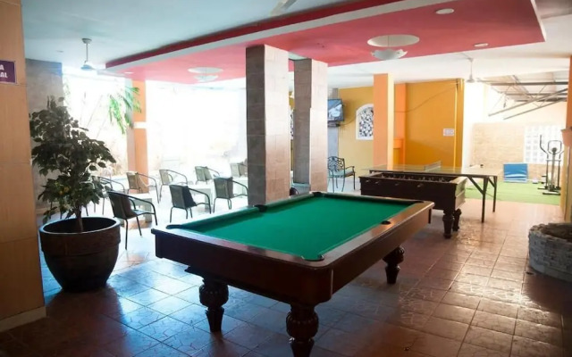 Tropical Inn