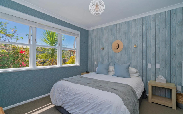 Magnolia Cottage - Kuaotunu Holiday Home – Guest Rooms – Kuaotunu