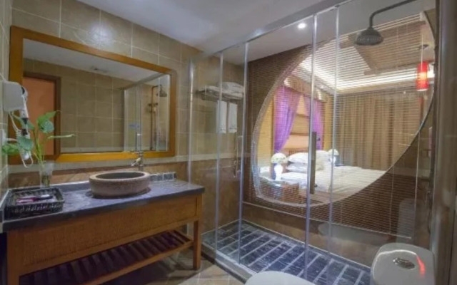 Bluesky Hotel & Resort