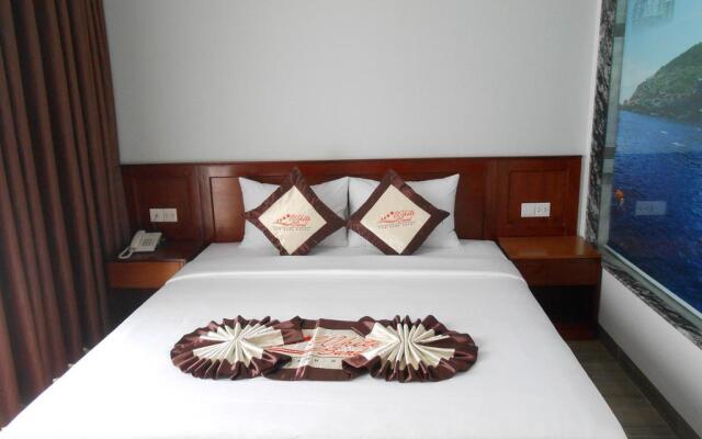 White Sand Cam Ranh Hotel