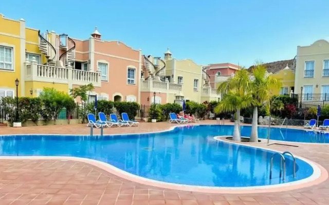 Enjoy 1 BR Palm Mar Next to Pool