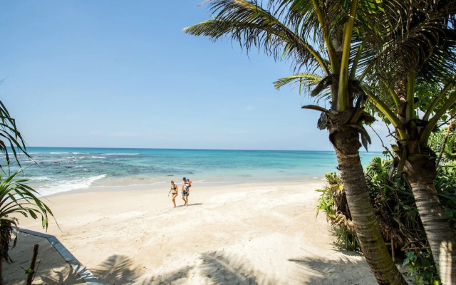 South Point Ocean - Whole Villa 8 Bedroom (Sleep 16)
