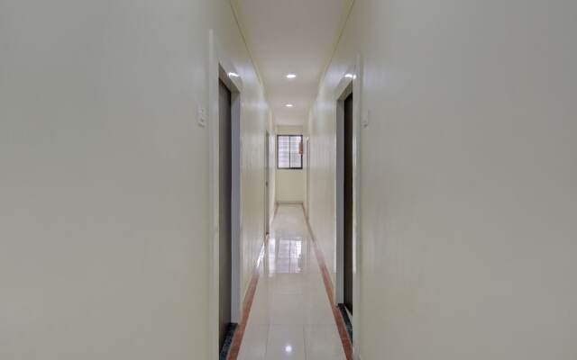 Oyo 38805 Sai Vyankatesh Residency