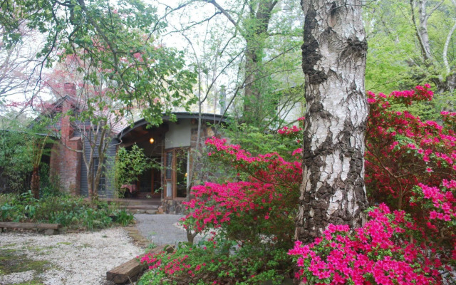 Rocky Creek Art Garden B&B