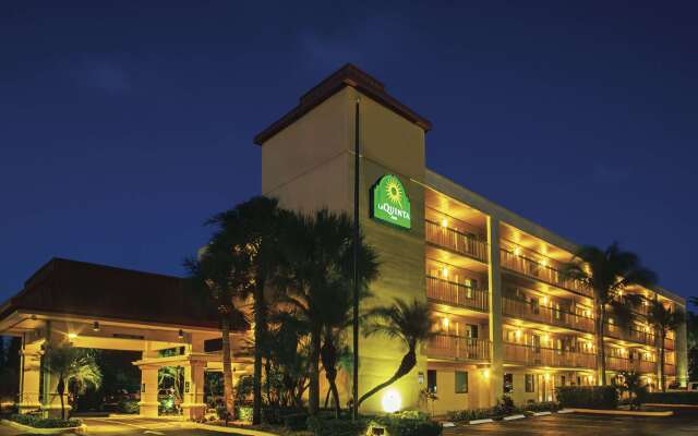 La Quinta Inn by Wyndham West Palm Beach - Florida Turnpike