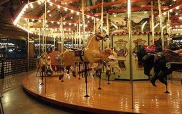 Bear Mountain Inn and Overlook Lodge