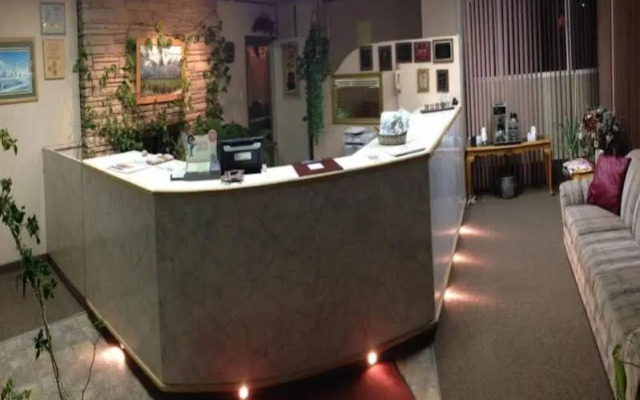 Canyonlands Motor Inn