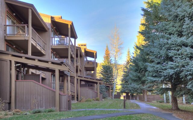 2019 Lodgepole 2 Bedroom Condo by RedAwning