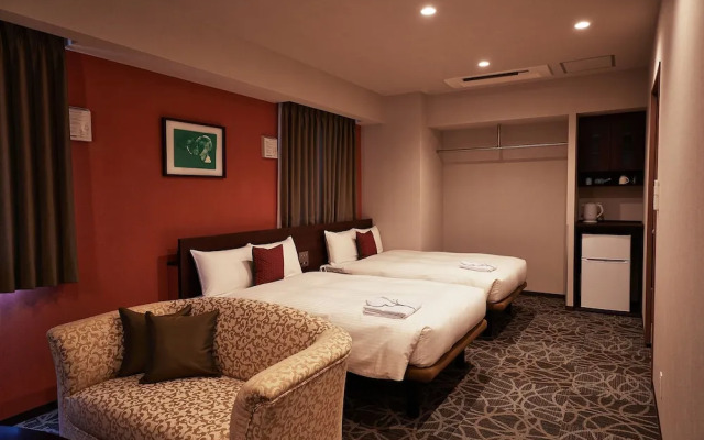 Y'sinn Naha Orokuekimae