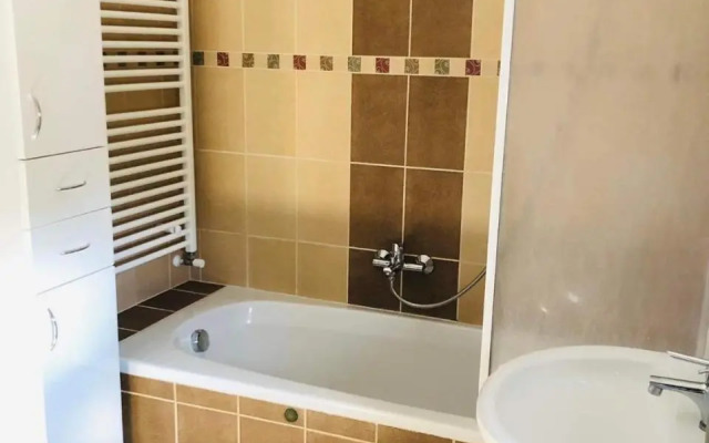 Erkel 19 Apartmanház