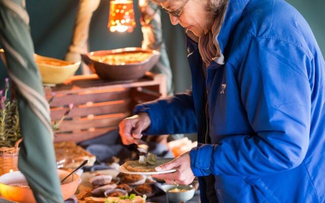 Chiefs - Namaqua Flower Camps