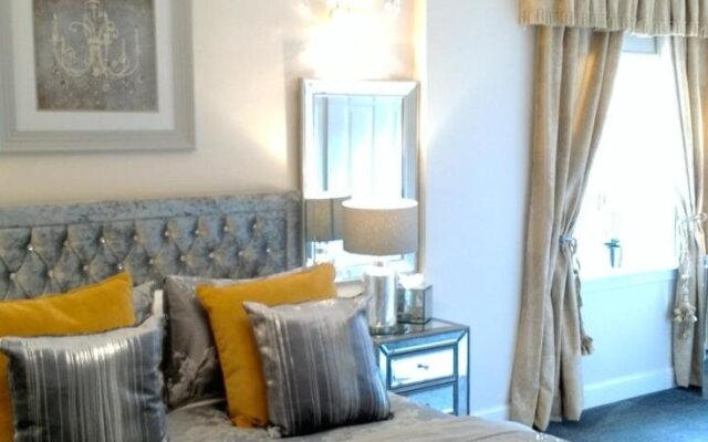 Aaran Lodge Guest House
