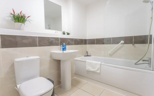 Bedford Meadows Apartment