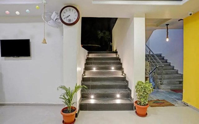 OYO Flagship 70132 Hotel Lemon Grass