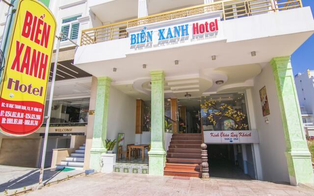 Bien Xanh Hotel