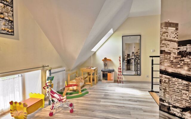 Le GraffiTy (BEE300)