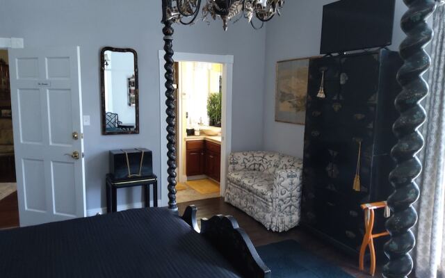 Inntiquity A Country Inn