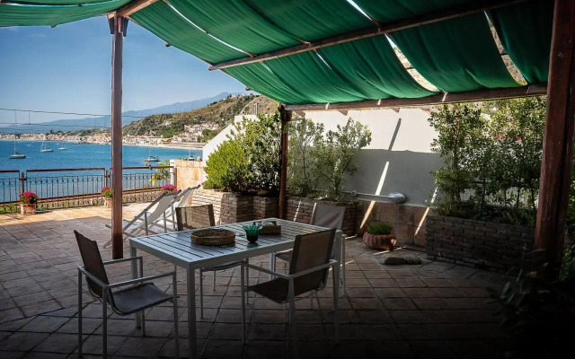 Taormina Mare Apartment