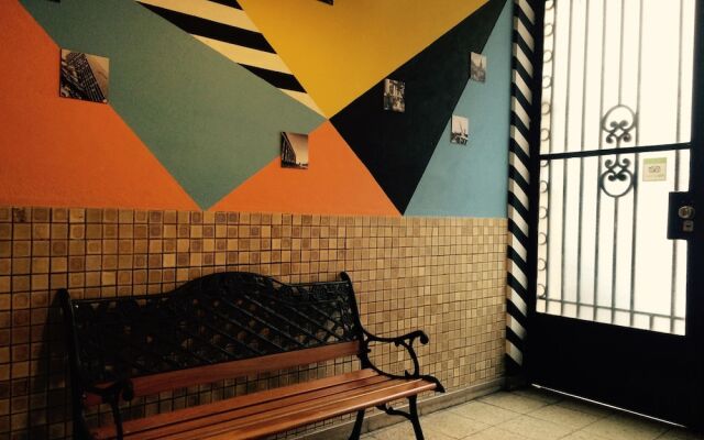 Petit Recoleta Hostel