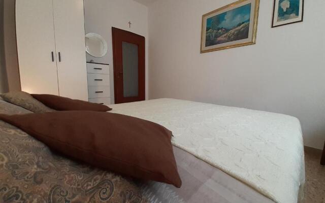 Saglia Apartments