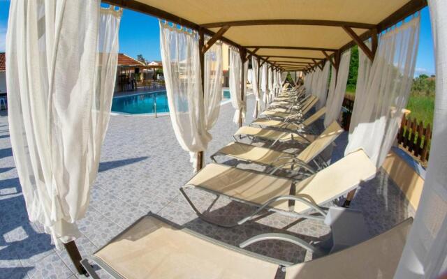 Sandy Beach Houses - Sea View