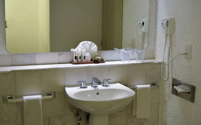 Tesoro Manzanillo All Inclusive