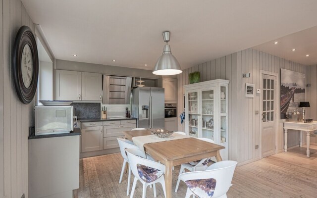 Charming Villa with Sauna in Westende