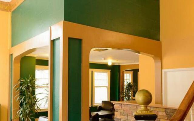 Vantaggio Suites Abigail