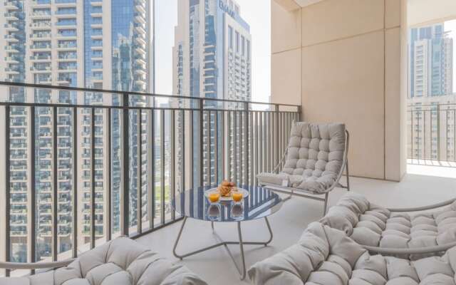 DXB - Blvd Crescent T1 - 2401 - DT