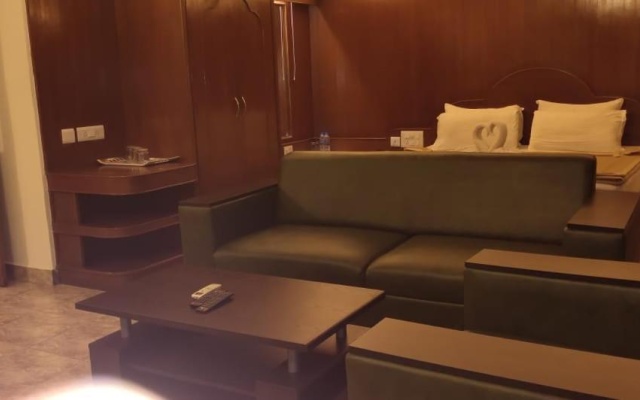 Hotel Sriram Residency